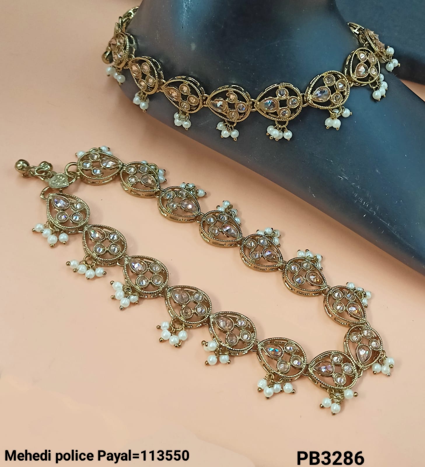 Stylish Traditional Anklets for Special Occasions